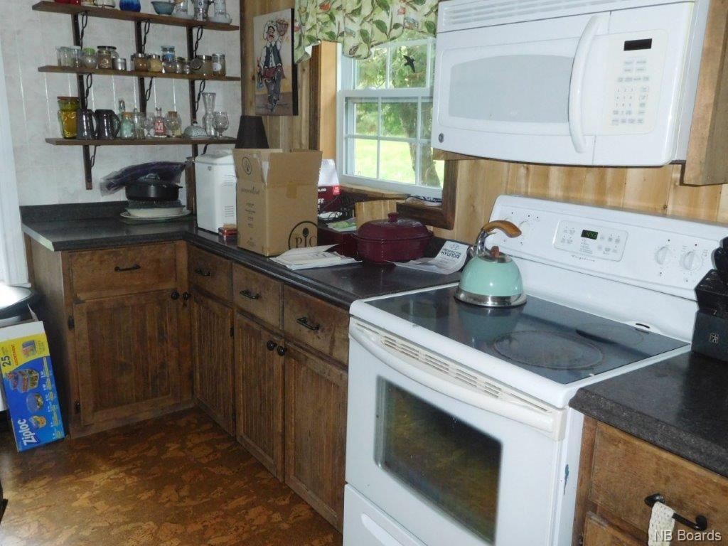 2082 Waterside Drive, Cambridge Narrows New Brunswick, Canada