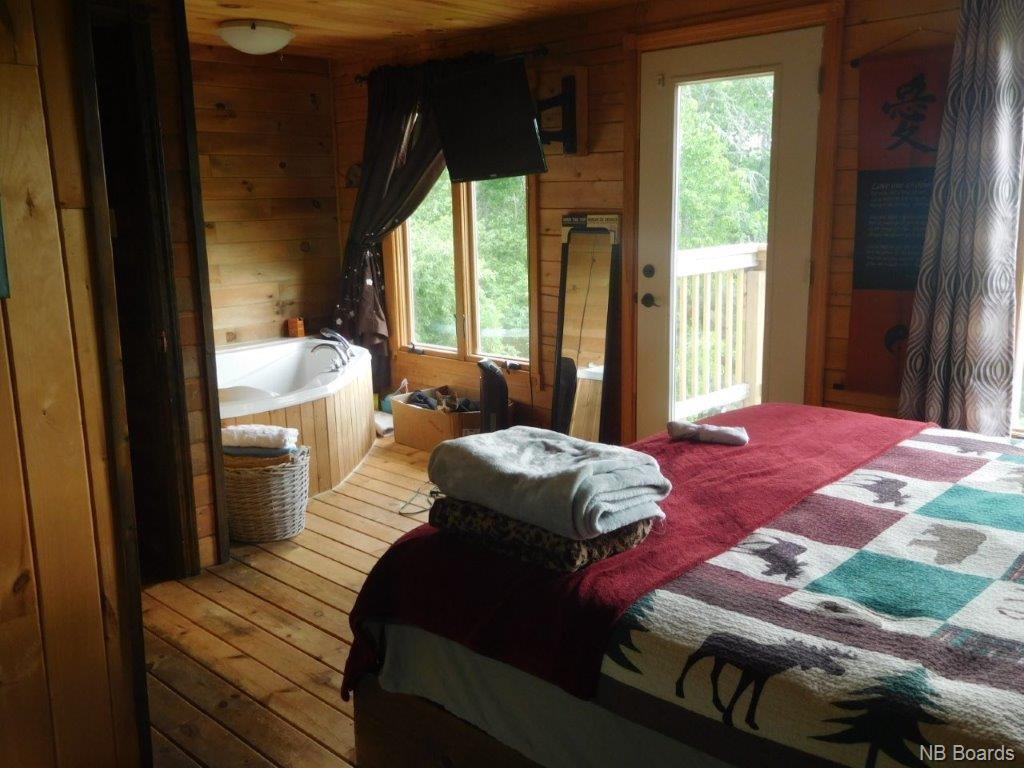 2082 Waterside Drive, Cambridge Narrows New Brunswick, Canada