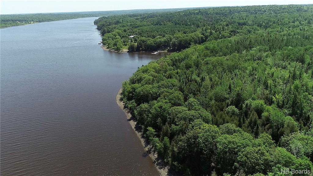 - Scenic Narrows Boulevard, Cambridge Narrows New Brunswick, Canada