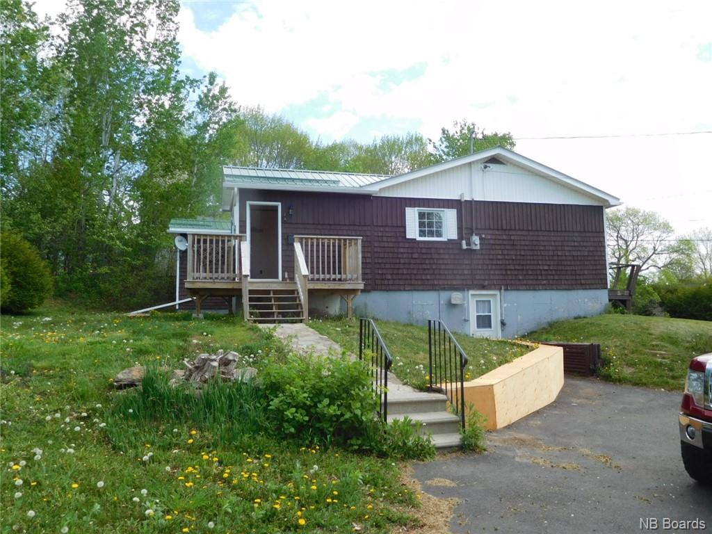 2238 Lakeview Road, Cambridge Narrows, New Brunswick, Canada