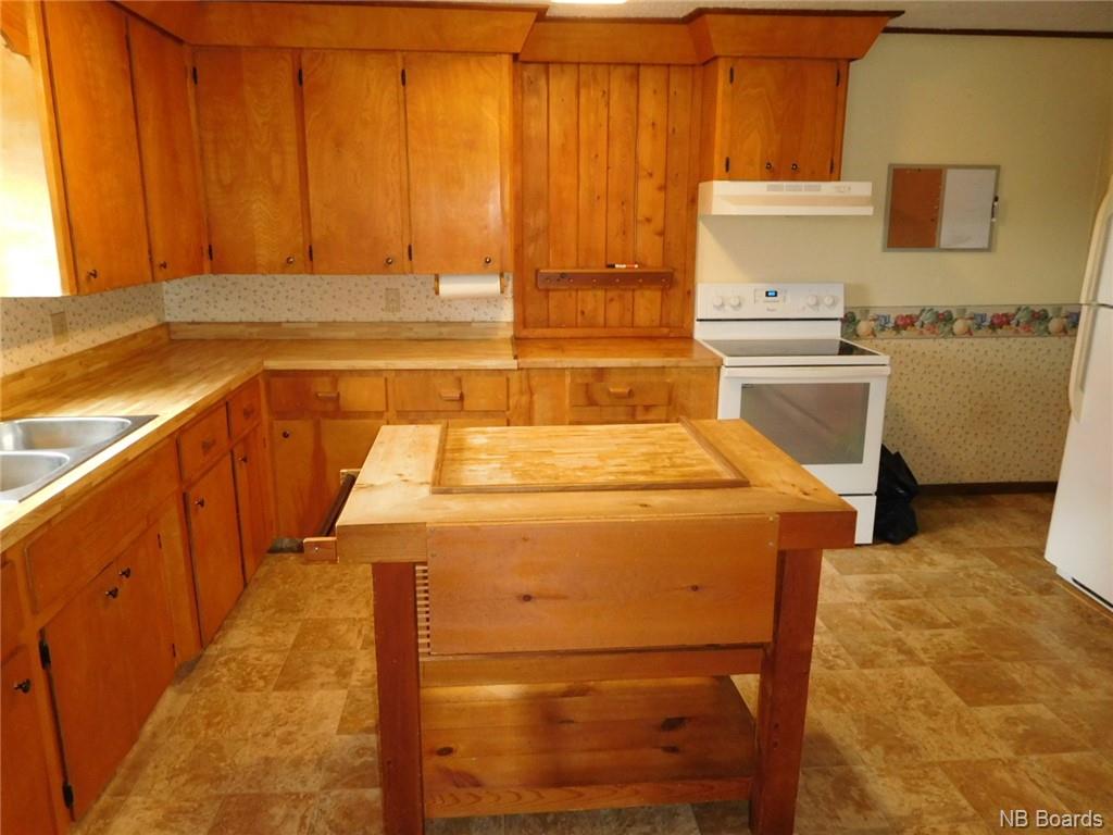 2238 Lakeview Road, Cambridge Narrows, New Brunswick, Canada