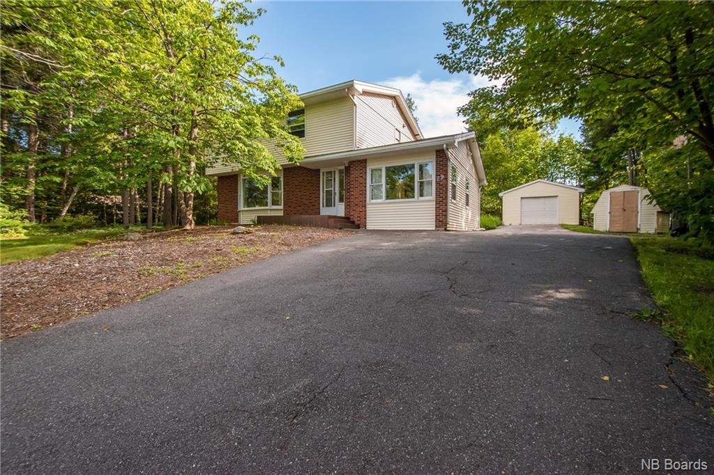 29 Highland Avenue, Rothesay New Brunswick, Canada