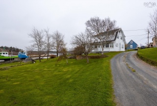 8 Harrie Drive, Terence Bay Nova Scotia, Canada