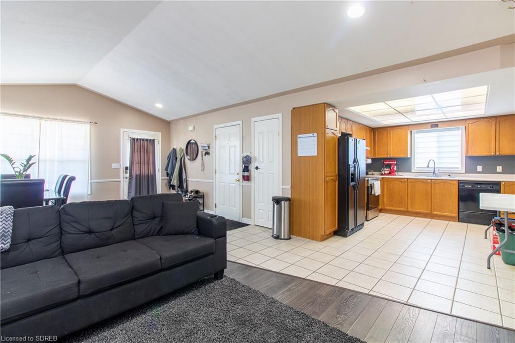 41 PEACH Street, Tillsonburg, Ontario, Canada