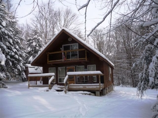 9 Pine Tree ( Fire Route 367a) Cres, Kinmount Ontario, Canada