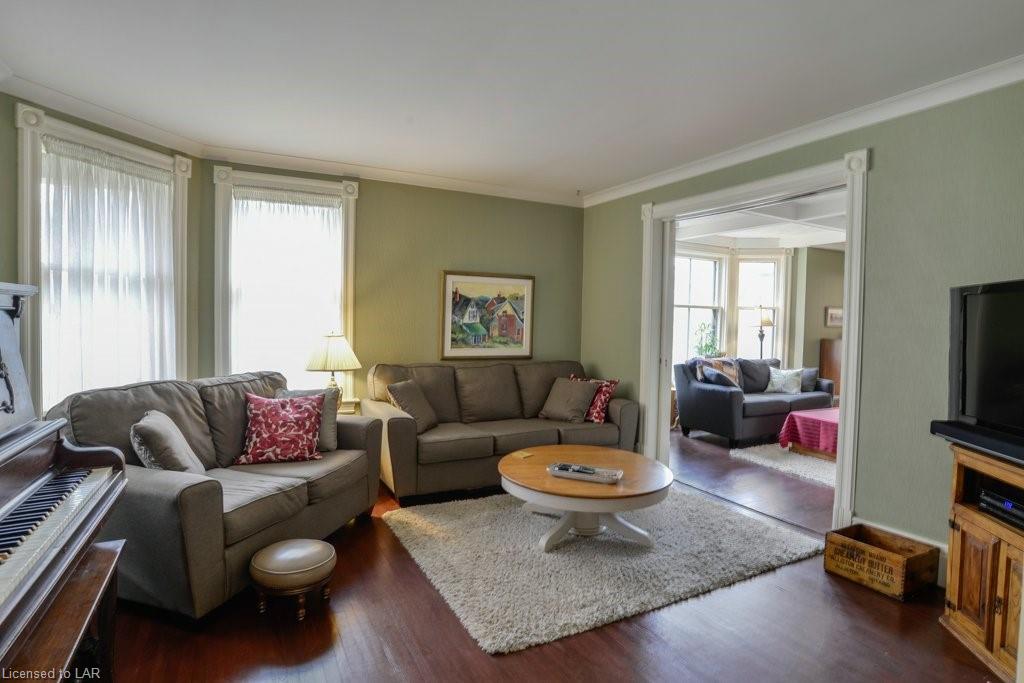 31 BRANT Street E, Orillia, Ontario, Canada