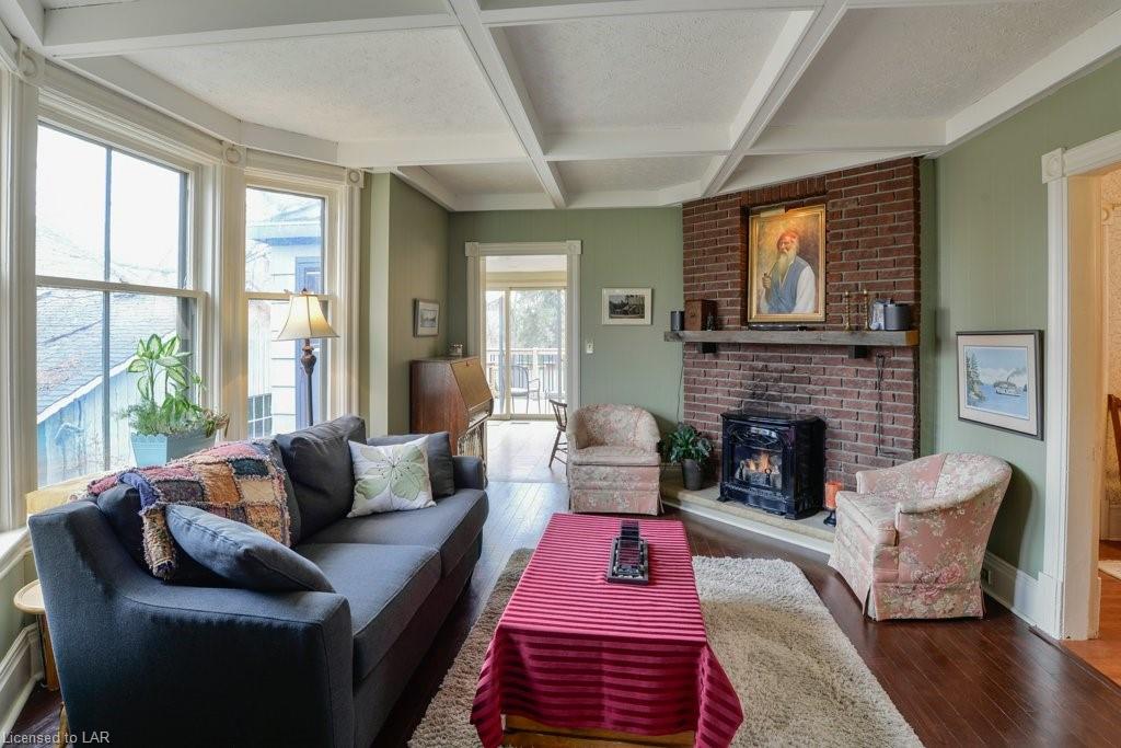 31 BRANT Street E, Orillia, Ontario, Canada