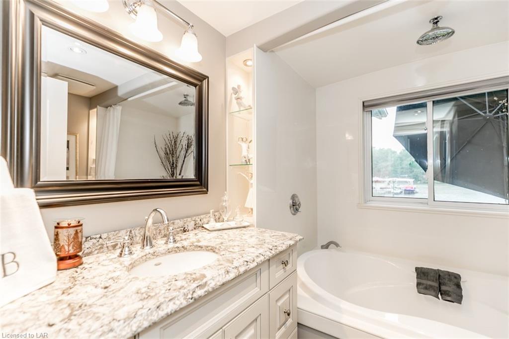 3300 ALDERSHOTT Place, Orillia, Ontario, Canada