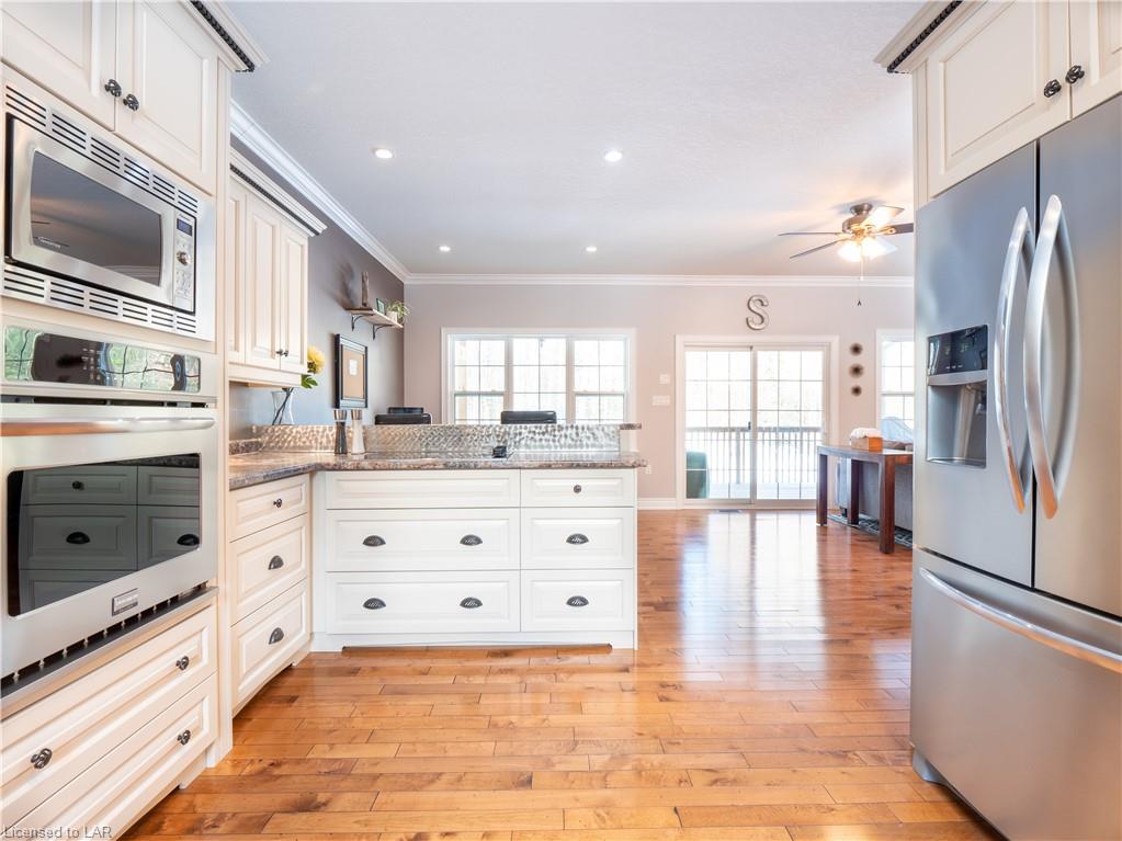 1020 DAVIS Drive, Severn Bridge, Ontario, Canada