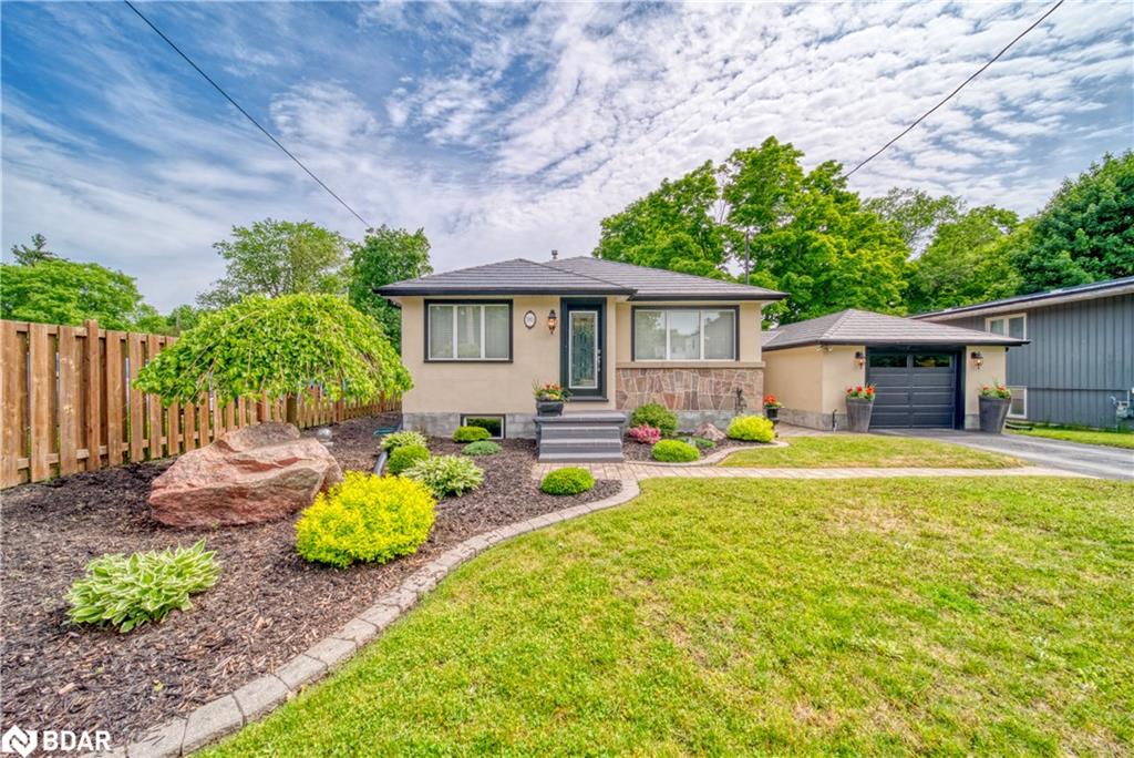 380 PARKHURST Crescent, Orillia, Ontario, Canada