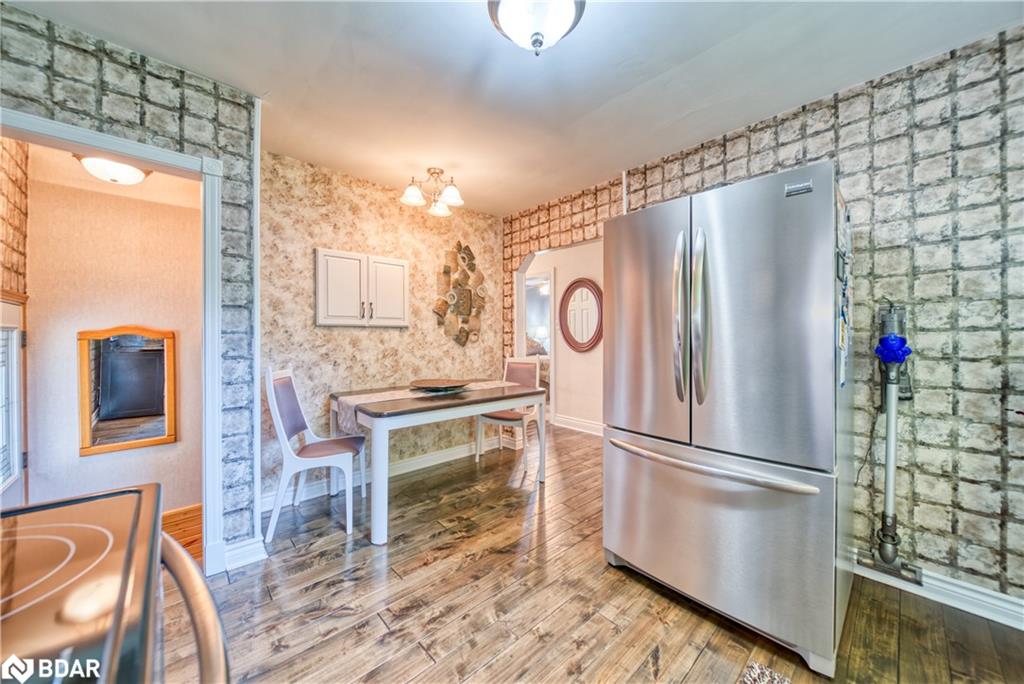 380 PARKHURST Crescent, Orillia, Ontario, Canada