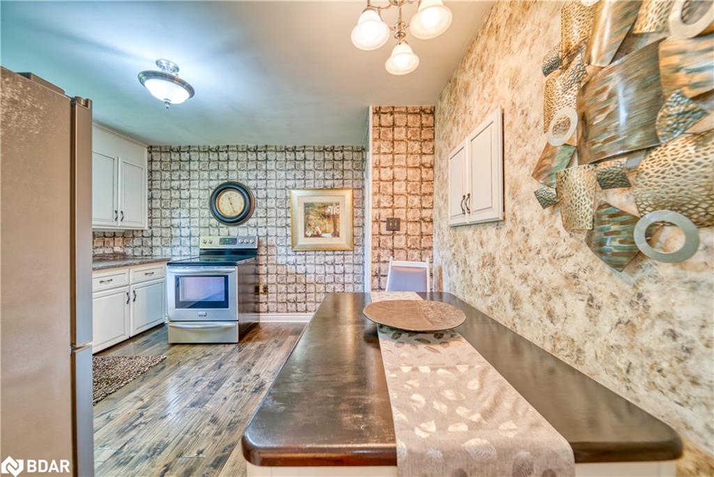 380 PARKHURST Crescent, Orillia, Ontario, Canada