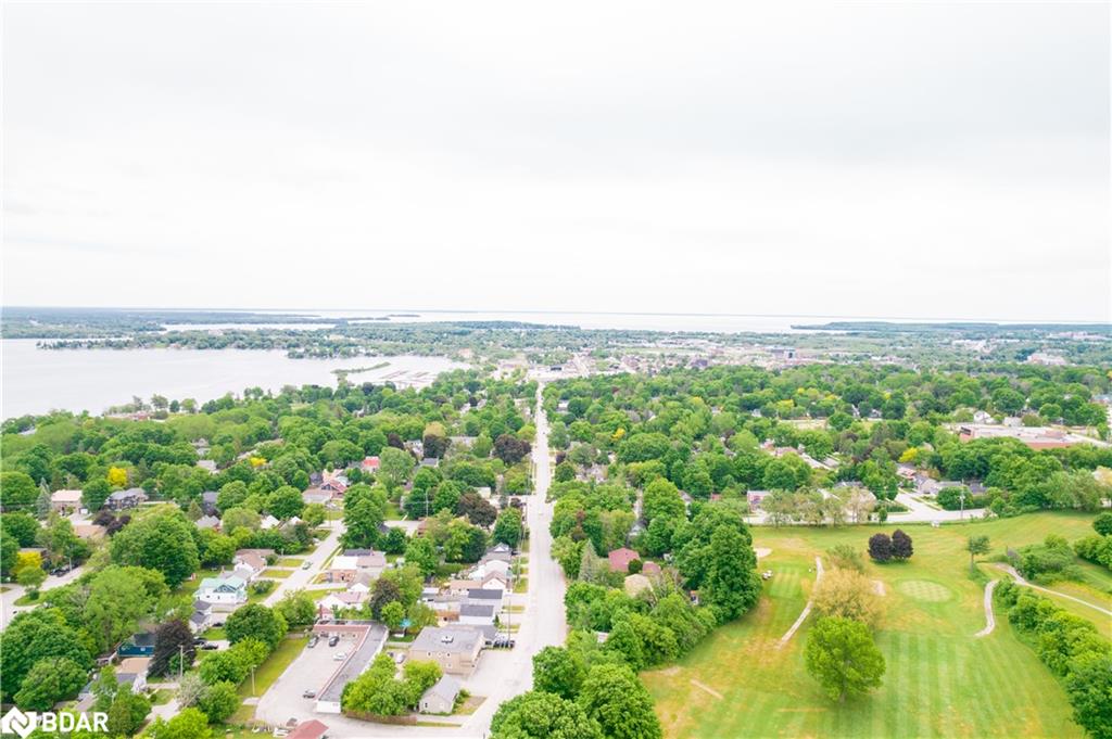 380 PARKHURST Crescent, Orillia, Ontario, Canada