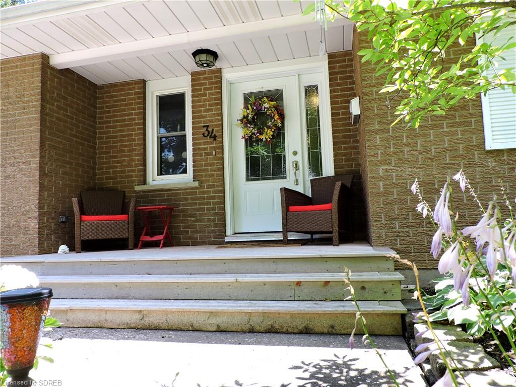 34 SUNSET Drive, Simcoe, Ontario, Canada