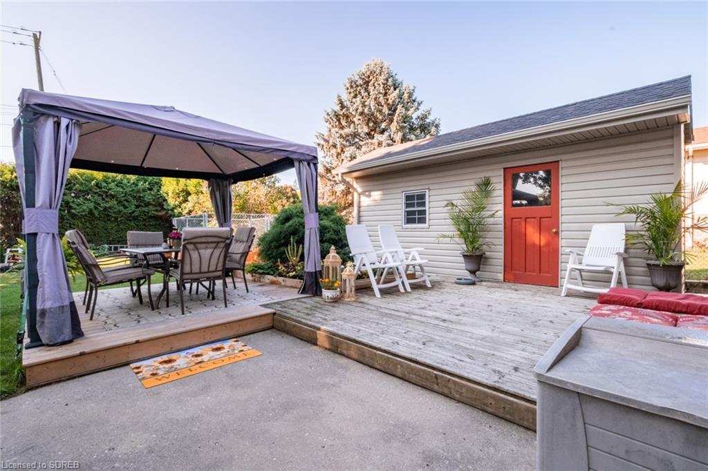 4 DOUGLAS Avenue, Simcoe, Ontario, Canada