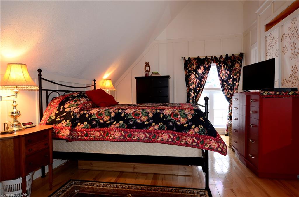 1044 WAMPUM Road, Haliburton, Ontario, Canada