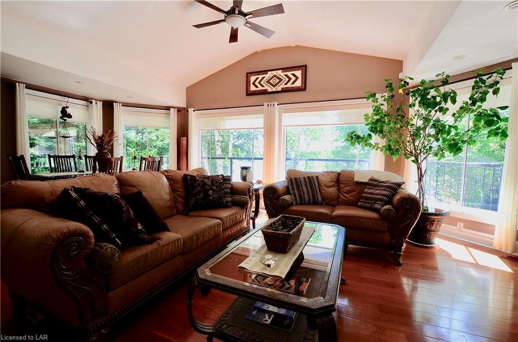 1168 CURRY Road, Haliburton, Ontario, Canada