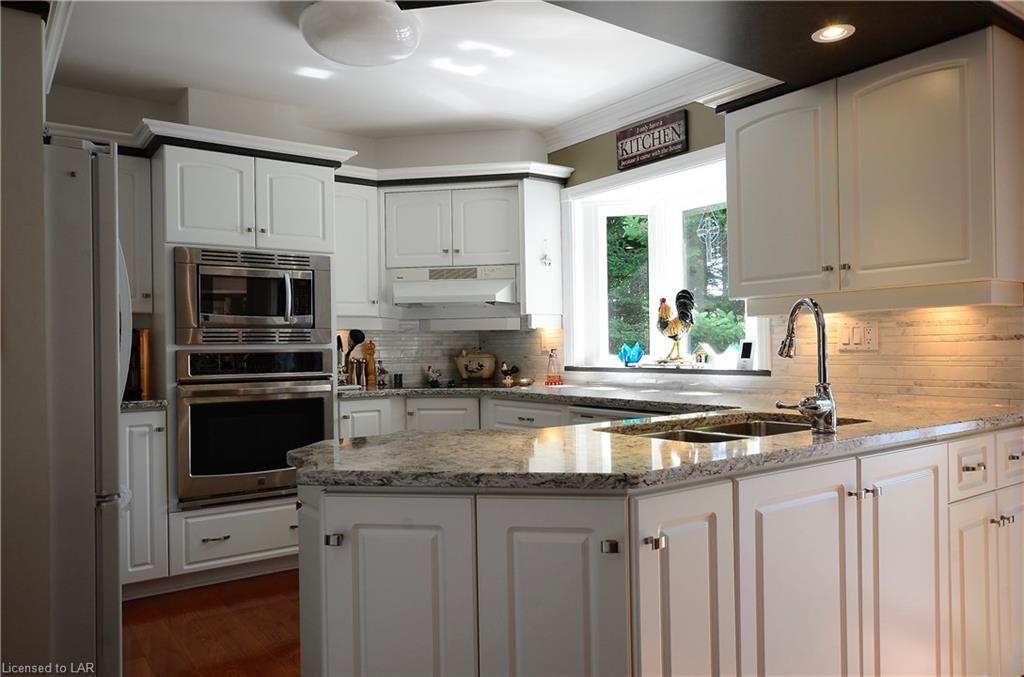 1168 CURRY Road, Haliburton, Ontario, Canada
