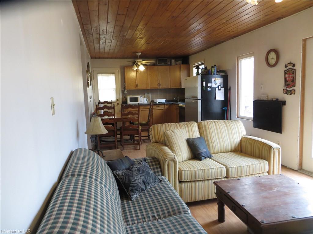 1169 LONG LAKE Road, Haliburton, Ontario, Canada