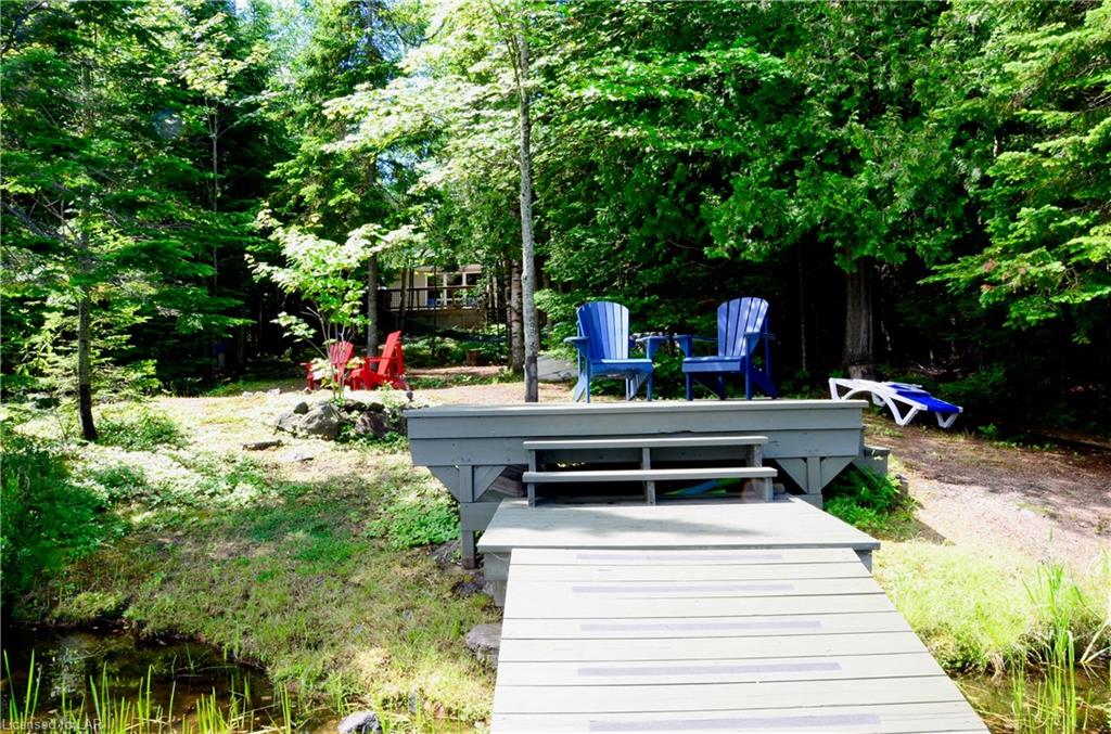 1255 ENGLISH CIRCLE ., Gooderham, Ontario, Canada