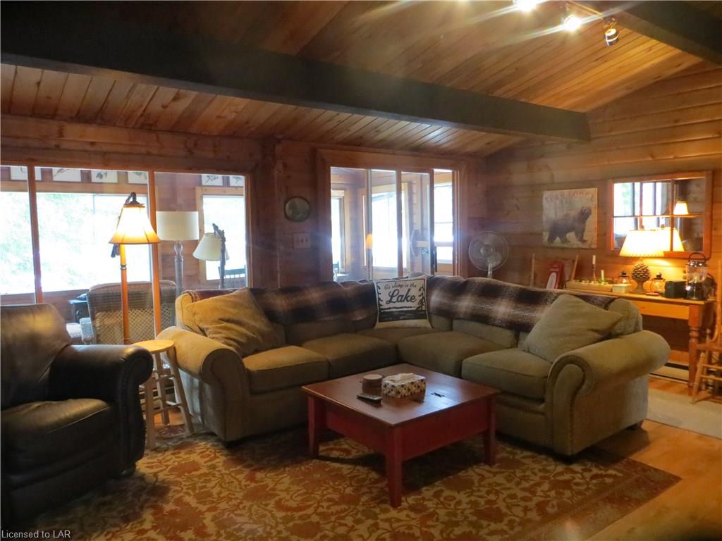 1761 WENONA LAKE Road, Haliburton, Ontario, Canada