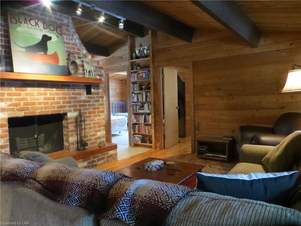 1761 WENONA LAKE Road, Haliburton, Ontario, Canada