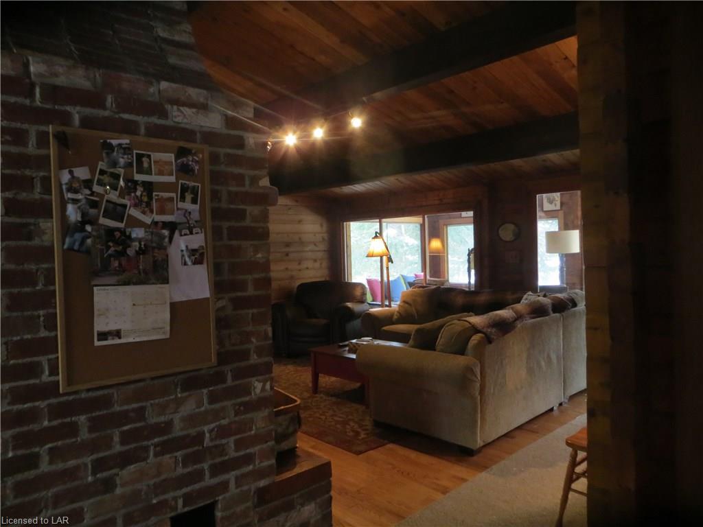 1761 WENONA LAKE Road, Haliburton, Ontario, Canada