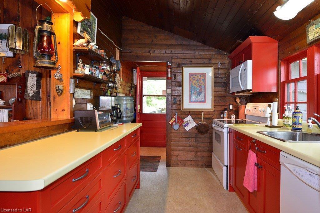 1372 SUGAR BUSH Lane, Minden, Ontario, Canada