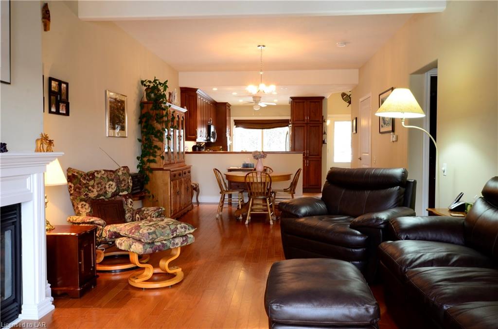 44 WEBB Circle, Haliburton, Ontario, Canada