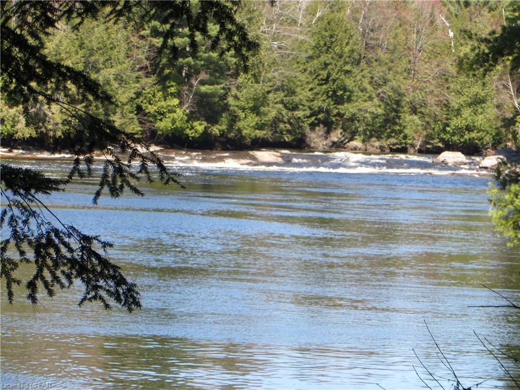 7 SPARROW Road, Burnt River, Ontario, Canada