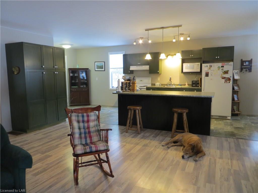7 SPARROW Road, Burnt River, Ontario, Canada
