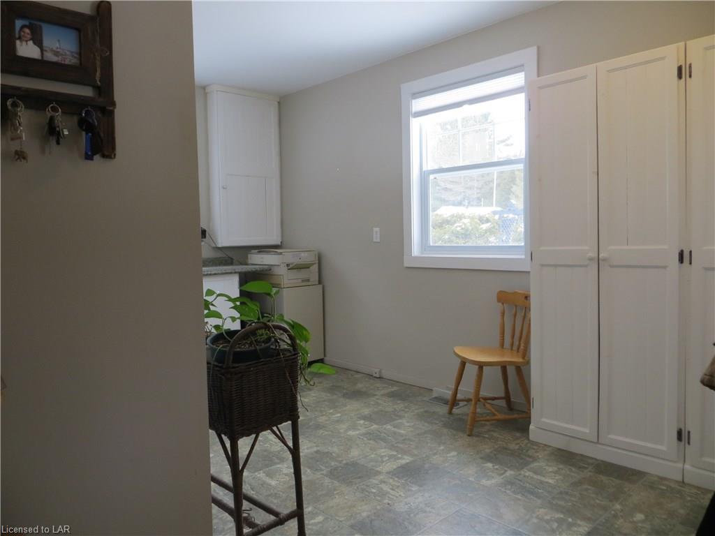 7 SPARROW Road, Burnt River, Ontario, Canada