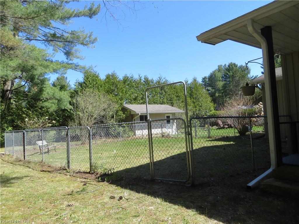 7 SPARROW Road, Burnt River, Ontario, Canada