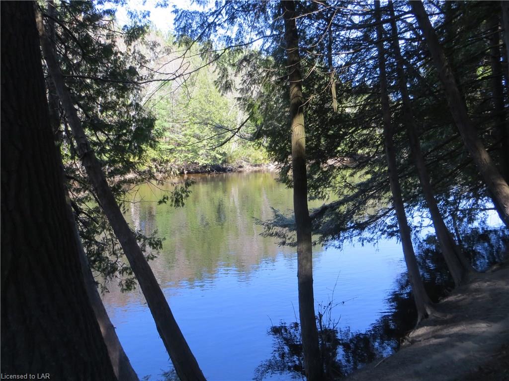 7 SPARROW Road, Burnt River, Ontario, Canada