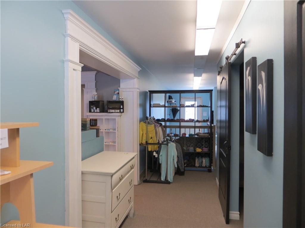 7 DYSART Avenue, Haliburton, Ontario, Canada