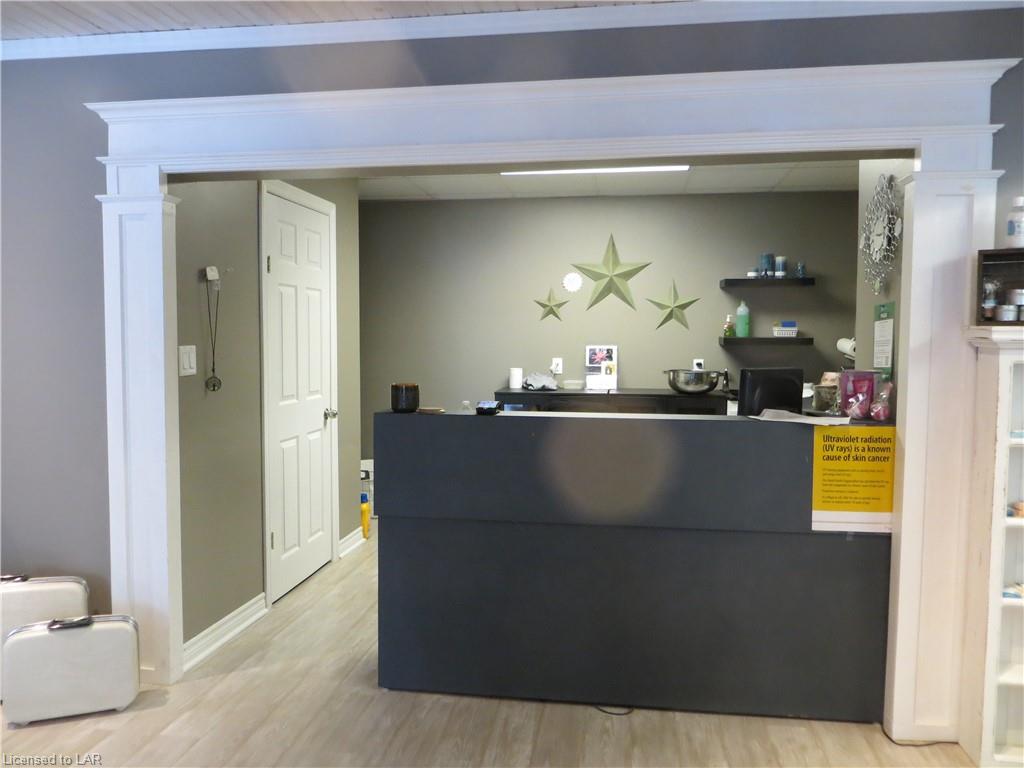 7 DYSART Avenue, Haliburton, Ontario, Canada