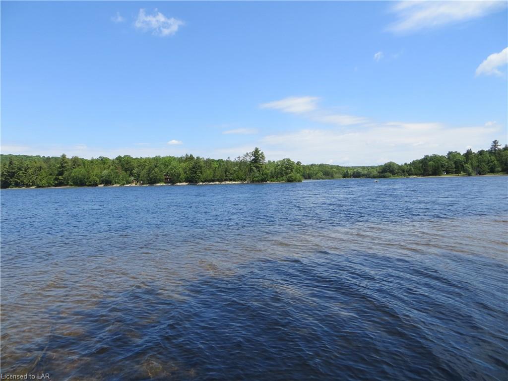 1090 FRY Lane, Algonquin Highlands, Ontario, Canada