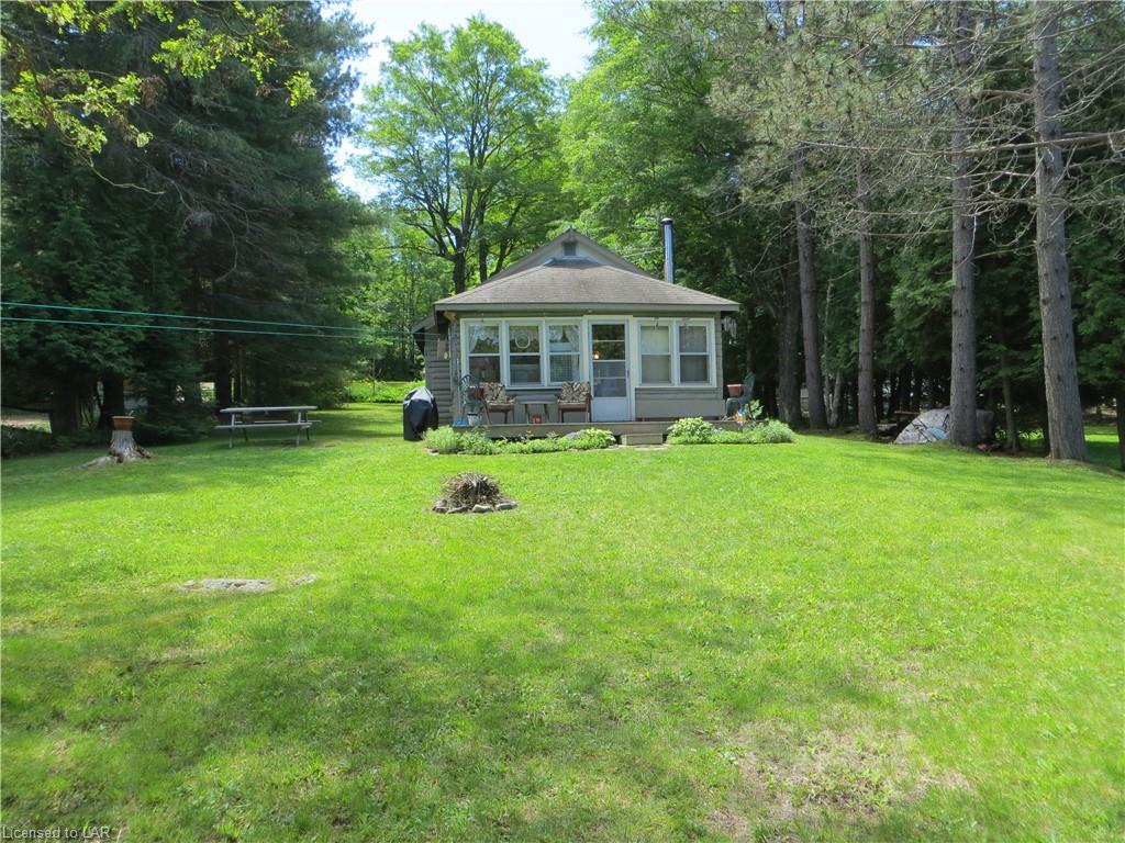 1090 FRY Lane, Algonquin Highlands, Ontario, Canada