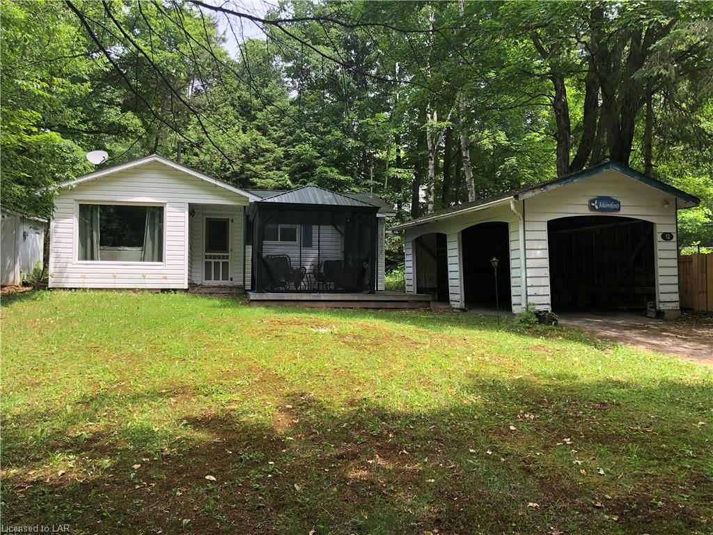 12 EASTERN Avenue, Haliburton, Ontario, Canada