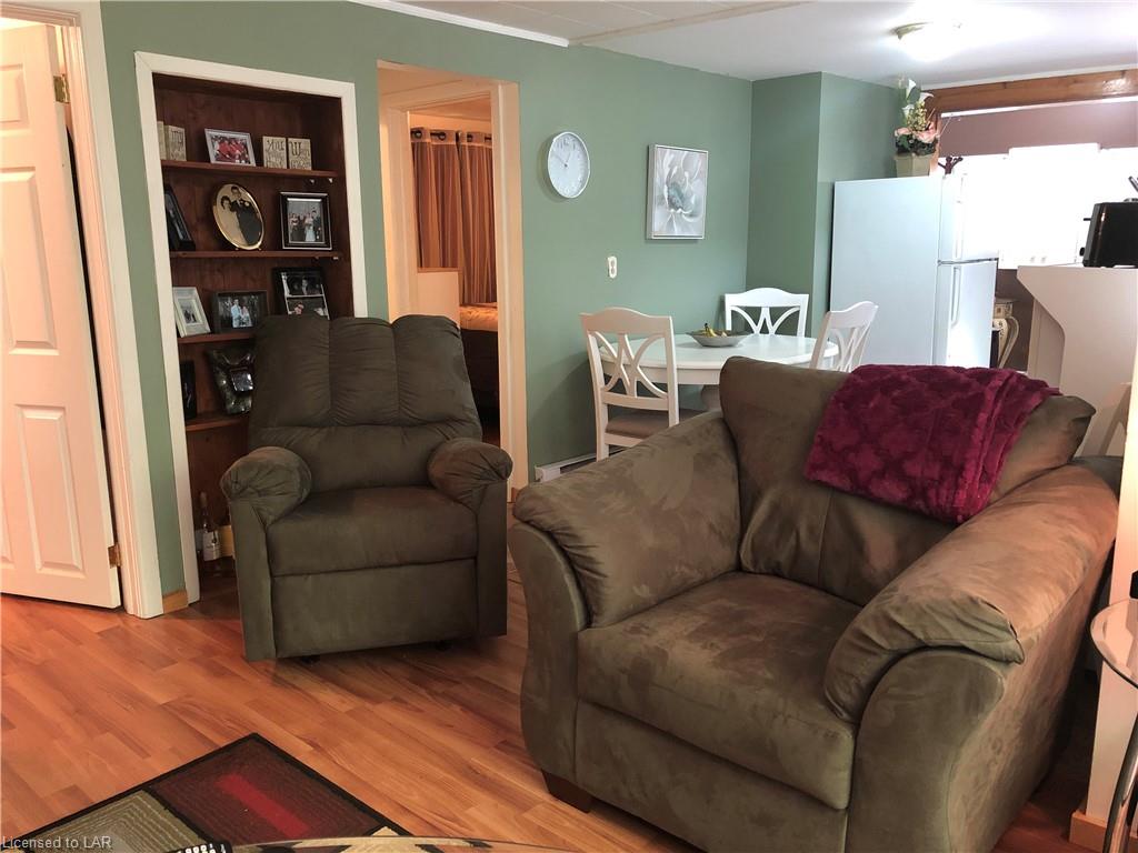 12 EASTERN Avenue, Haliburton, Ontario, Canada