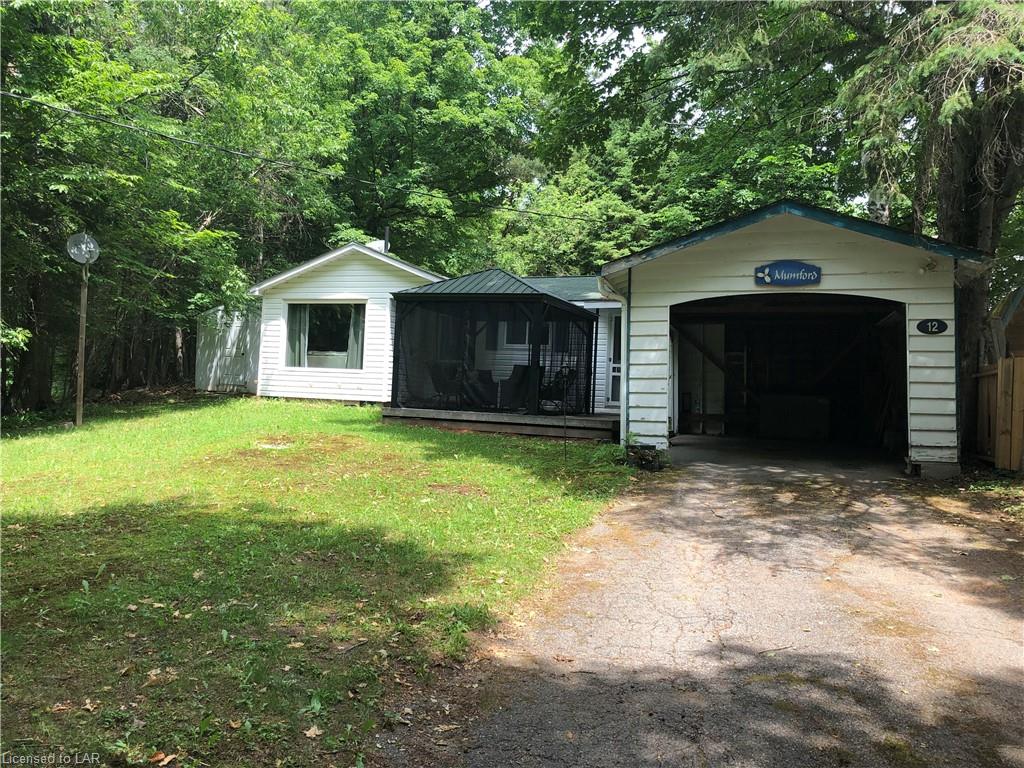 12 EASTERN Avenue, Haliburton, Ontario, Canada
