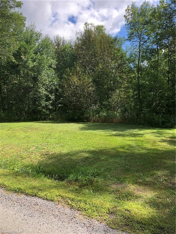 STEEPLECHASE Drive, Haliburton, Ontario, Canada
