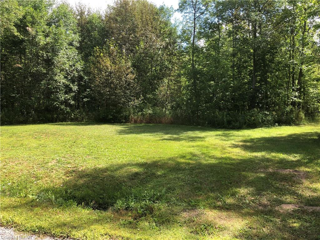 STEEPLECHASE Drive, Haliburton, Ontario, Canada
