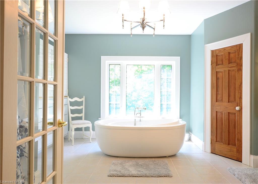 1203 CALICO Road, Haliburton, Ontario, Canada