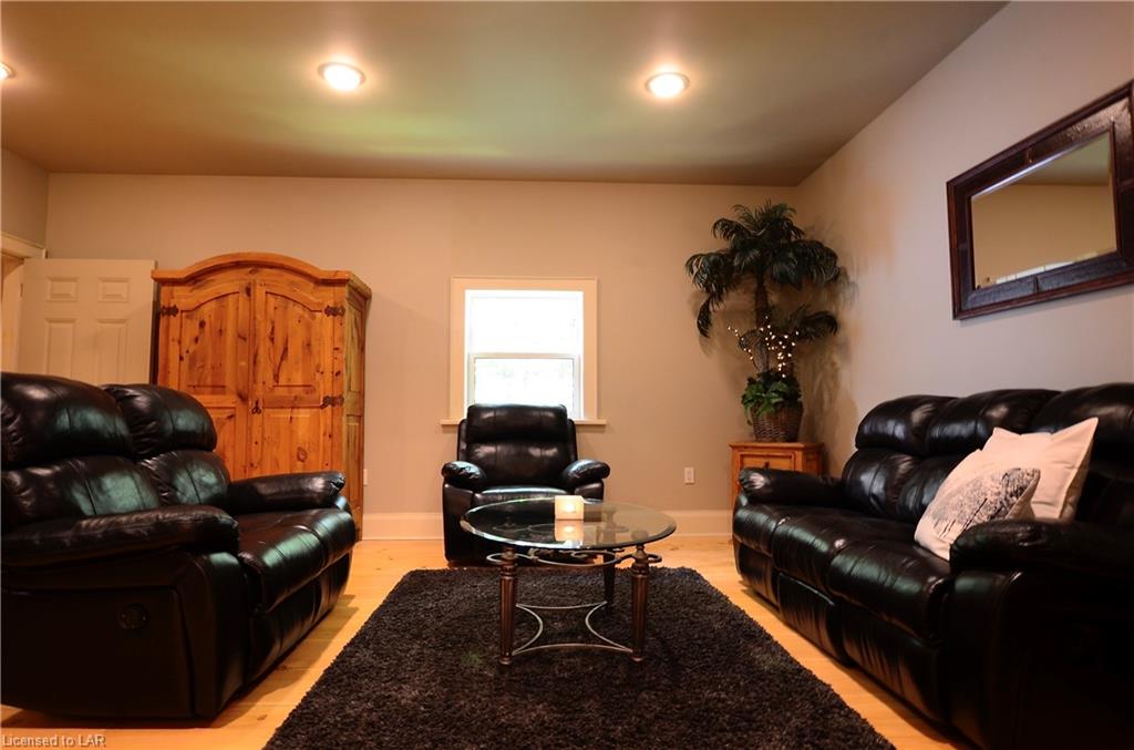 1203 CALICO Road, Haliburton, Ontario, Canada