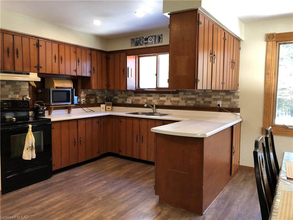 1452 SEDGWICK Road, Minden Hills, Ontario, Canada