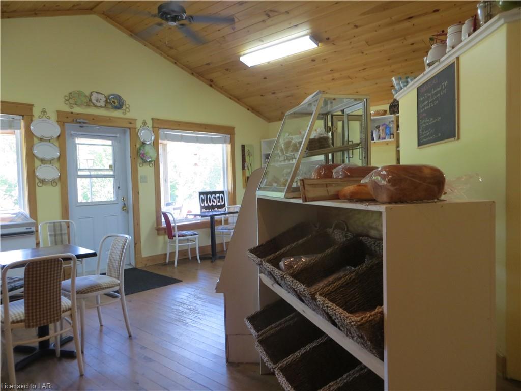 9996 HIGHWAY 118, Carnarvon, Ontario, Canada