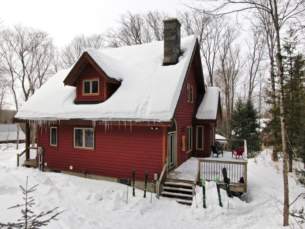 1034 SKI RIDGE Trail, Eagle Lake Village, Ontario, Canada