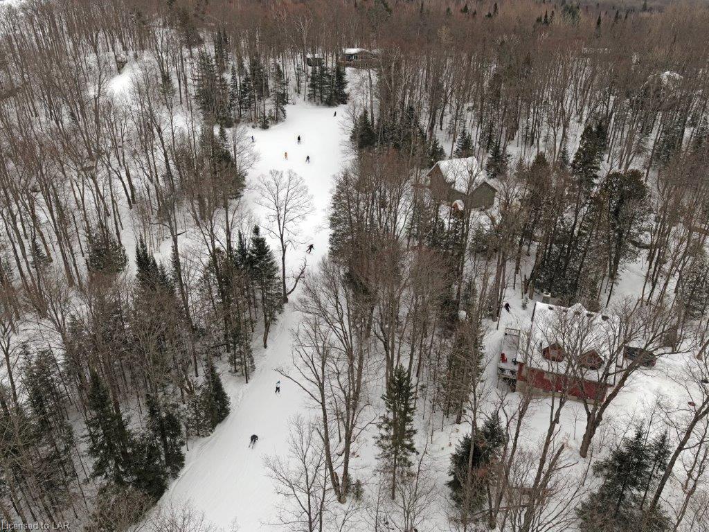 1034 SKI RIDGE Trail, Eagle Lake Village, Ontario, Canada