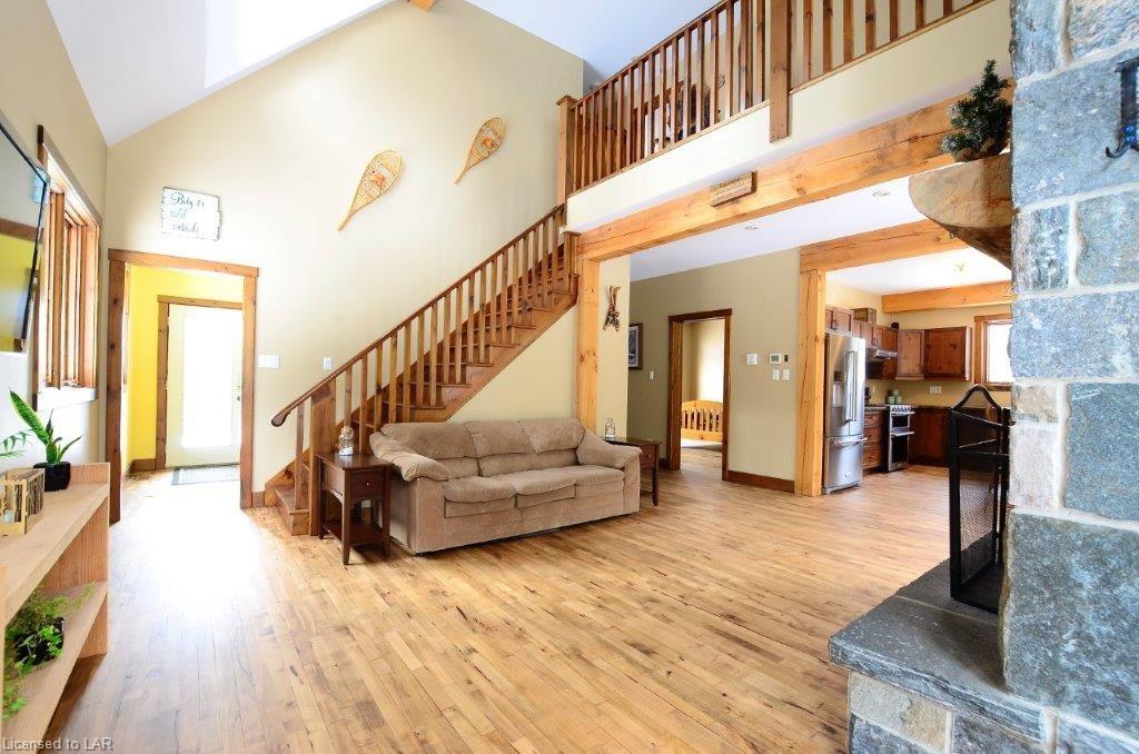 1034 SKI RIDGE Trail, Eagle Lake Village, Ontario, Canada